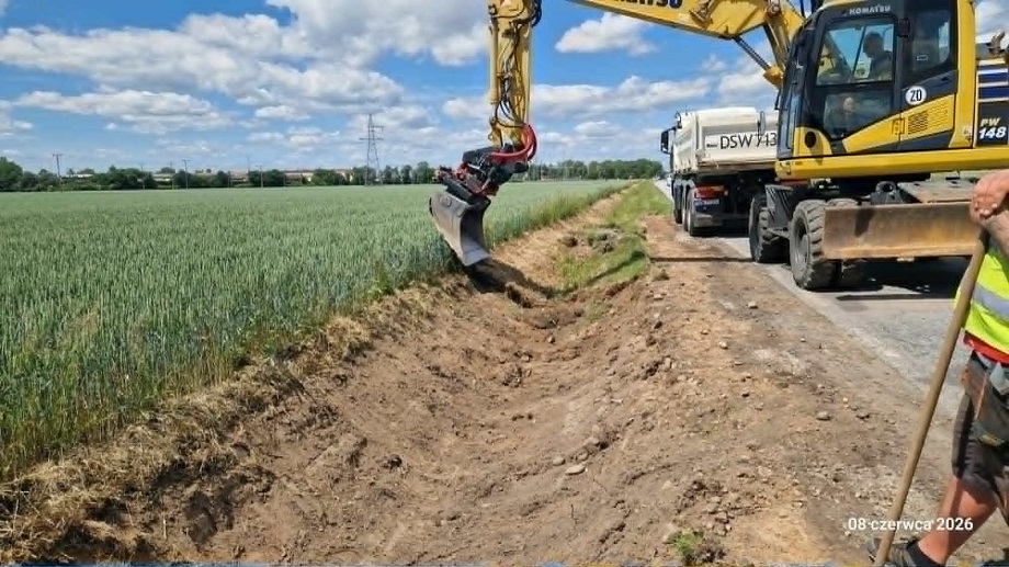 Budują drogę rowerową